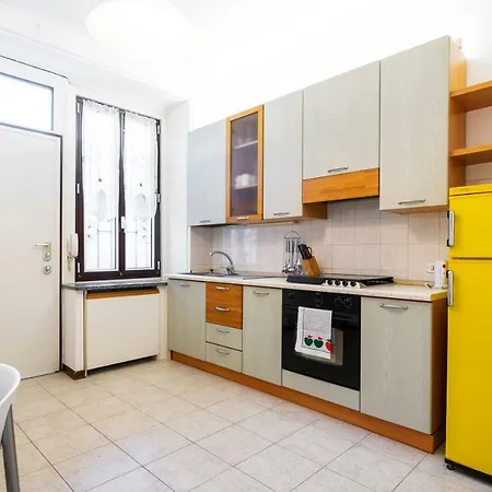 Legnone B Flat Apartment *